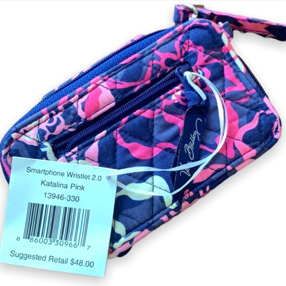 💗Vera Bradley phone wristlet💗 - Picture 2 of 3